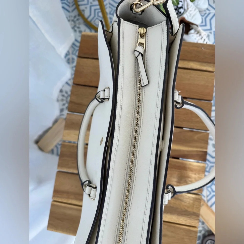 Tory Burch Robinson Large Zip Tote Ivory Saffiano Leather Satchel Crossbody Bag